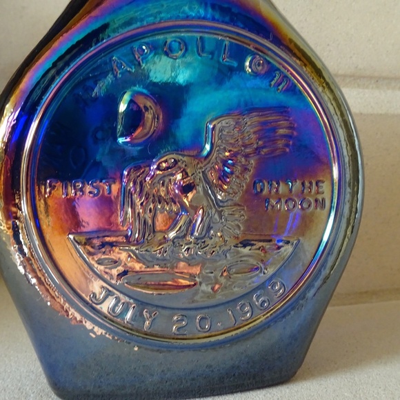 Vintage Apollo 11 1969 NASA Astronauts Moon Landing Cobalt Carnival Glass Bottle - Picture 3 of 8